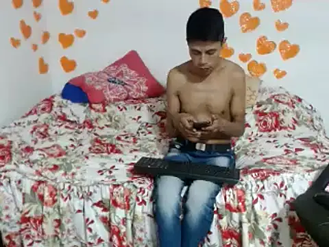 dani07- online show from February 2025 03:20:01 AM