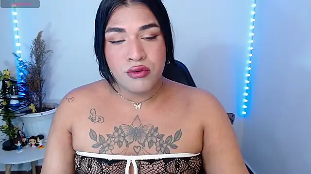 alexiaaross online show from May 2026 07:38:01 AM