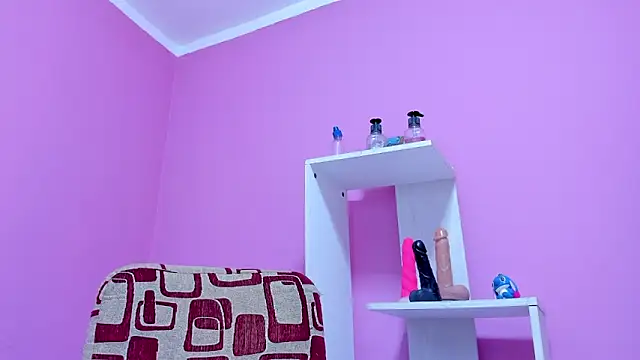 Snapshot of LolaBoobs chatting on March 2025 05:29:02 AM LolaBoobs online show from March 2025 05:29:02 AM