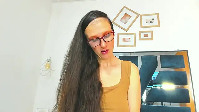 LolaBoobs online show from June 2026 01:11:01 PM