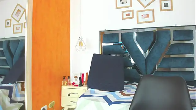 LolaBoobs online show from July 2026 01:02:01 PM