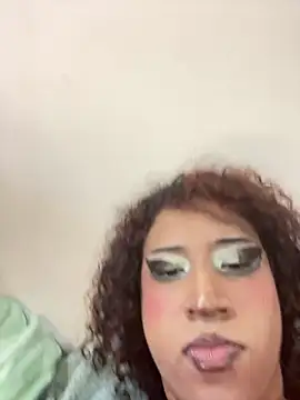 zahrivk1 online show from January 2025 12:23:01 PM