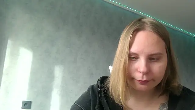 Thalia  Star online show from January 2025 10:10:01 AM