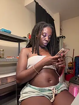 choclatepeaach online show from November 2025 12:21:01 AM