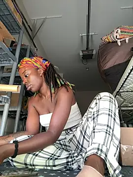 choclatepeaach online show from June 2026 02:30:01 PM