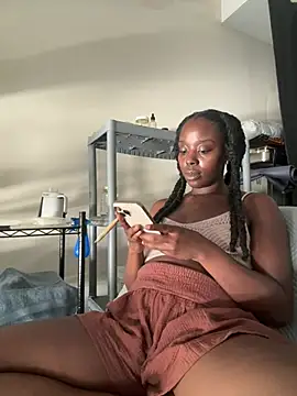 choclatepeaach online show from June 2026 05:45:01 PM