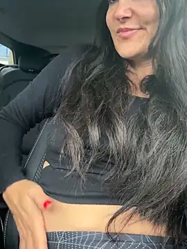 -OLYA- online show from November 2025 01:06:01 PM