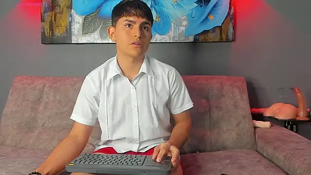 Lyam ap online show from December 2025 08:45:01 AM