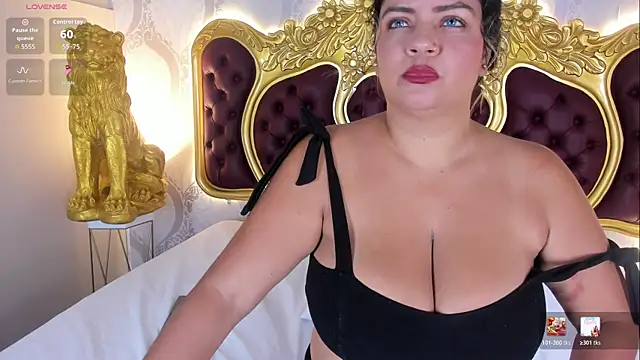 KendralHolson online show from April 2026 04:46:02 AM