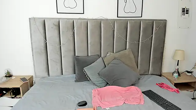 Snapshot of Emmy-Turnner chatting on March 2025 07:09:01 PM Emmy-Turnner online show from March 2025 07:09:01 PM