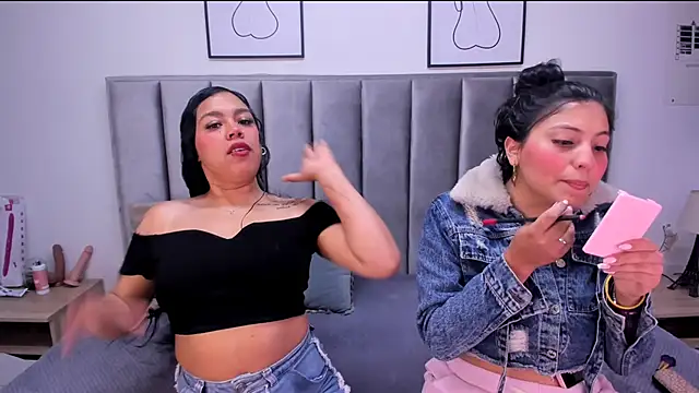 Snapshot of Emmy-Turnner chatting on October 2025 12:14:01 PM Emmy-Turnner online show from October 2025 12:14:01 PM