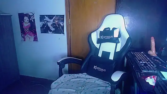 Snapshot of gigiqueen_18 chatting on December 2024 10:58:01 AM gigiqueen 18 online show from December 2024 10:58:01 AM