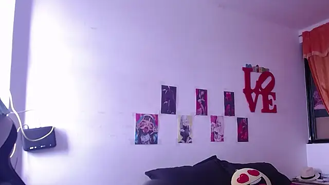 Snapshot of gigiqueen_18 chatting on October 2025 03:46:02 PM gigiqueen 18 online show from October 2025 03:46:02 PM