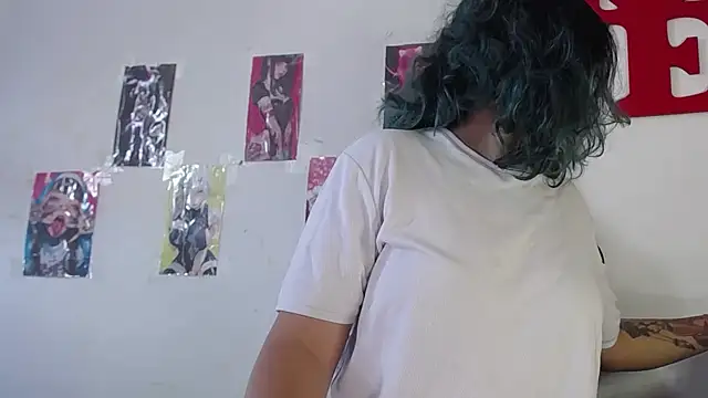 Snapshot of gigiqueen_18 chatting on December 2025 02:14:02 PM gigiqueen 18 online show from December 2025 02:14:02 PM