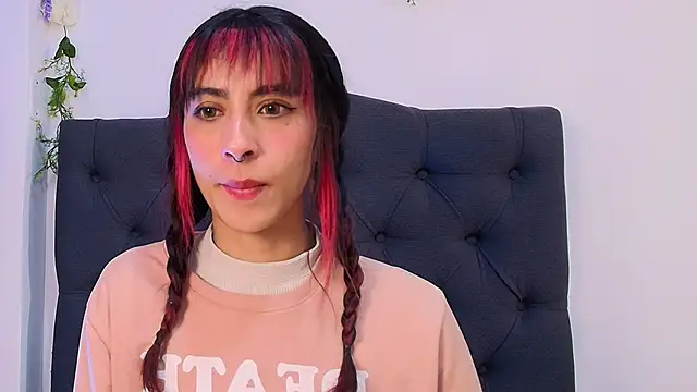 Snapshot of Alyssa_jones chatting on March 2025 03:59:02 AM Alyssa jones online show from March 2025 03:59:02 AM