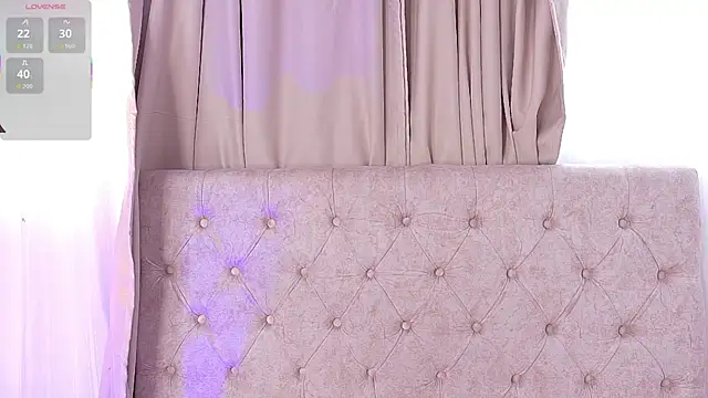 Snapshot of Alyssa_jones chatting on November 2025 01:55:02 PM Alyssa jones online show from November 2025 01:55:02 PM