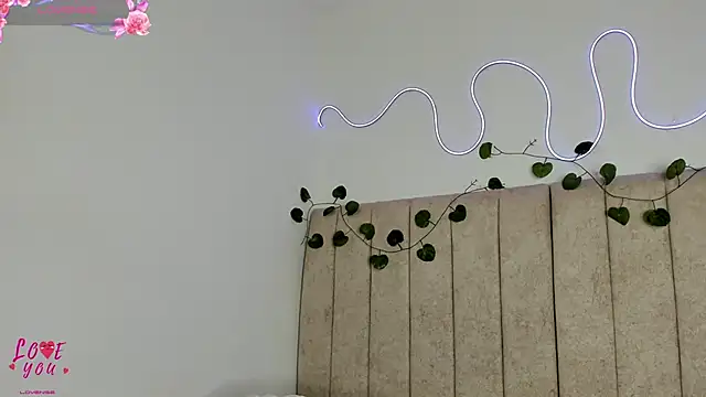 Snapshot of Kaseydelvey chatting on October 2025 10:54:02 PM Kaseydelvey online show from October 2025 10:54:02 PM