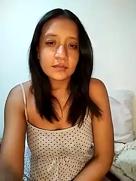 Snapshot of cami_victoria chatting on February 2025 08:10:01 PM cami victoria online show from February 2025 08:10:01 PM