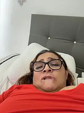 AntonellaAlondra4 online show from May 2026 04:04:02 PM