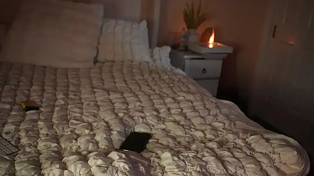 Snapshot of notoriousnatureXO chatting on November 2025 11:42:01 AM notoriousnatureXO online show from November 2025 11:42:01 AM