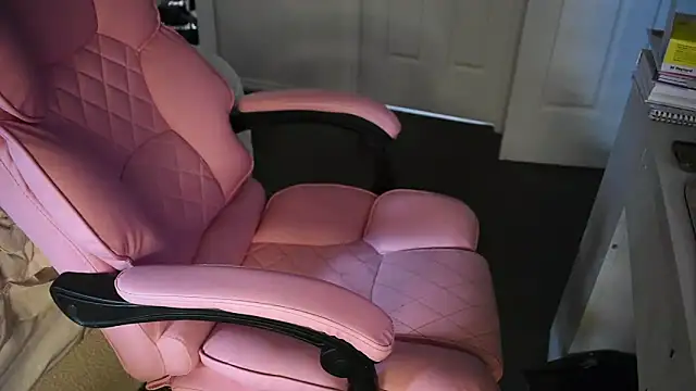 notoriousnatureXO online show from March 2026 10:26:02 PM