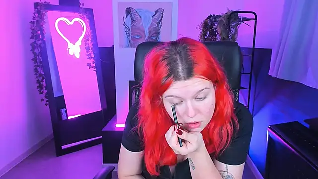 Snapshot of NielletaBlossom chatting on January 2025 05:29:01 AM NielletaBlossom online show from January 2025 05:29:01 AM