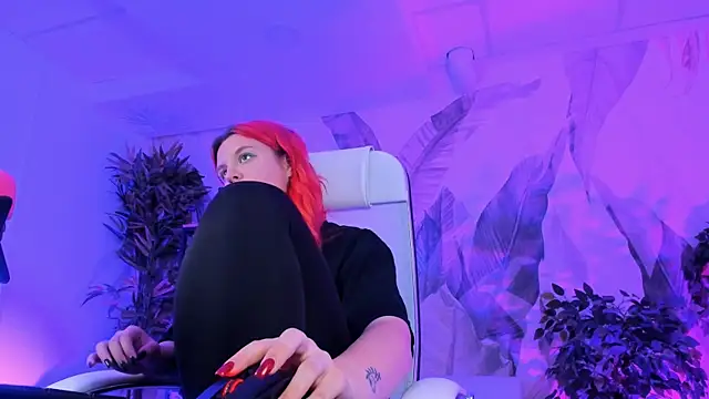 Snapshot of NielletaBlossom chatting on February 2025 11:40:02 AM NielletaBlossom online show from February 2025 11:40:02 AM