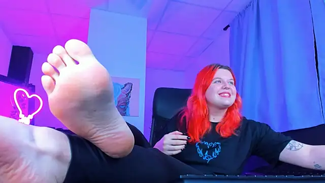 Snapshot of NielletaBlossom chatting on February 2025 08:27:02 AM NielletaBlossom online show from February 2025 08:27:02 AM