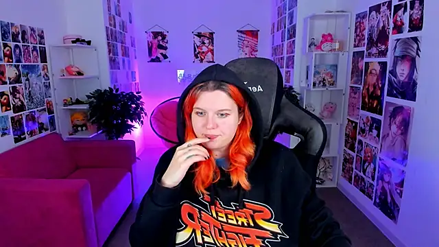 Snapshot of NielletaBlossom chatting on March 2025 08:41:02 AM NielletaBlossom online show from March 2025 08:41:02 AM