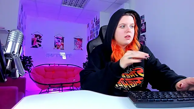 Snapshot of NielletaBlossom chatting on March 2025 11:44:02 AM NielletaBlossom online show from March 2025 11:44:02 AM