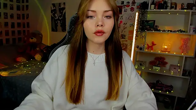 AkiraKatsu online show from November 2025 10:29:01 AM