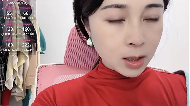 Snapshot of Qwi-V1 chatting on January 2025 11:43:01 PM Qwi-V1 online show from January 2025 11:43:01 PM