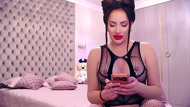 TianaPosh online show from April 2026 08:50:01 PM