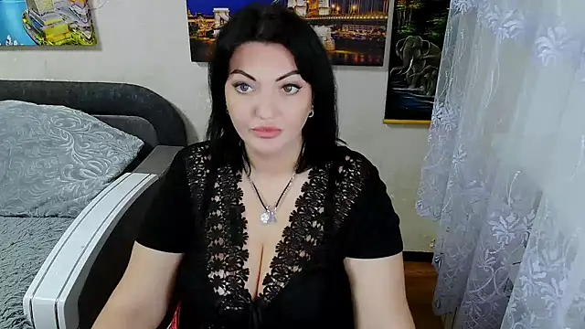 Lady Boom Wild  online show from October 2025 03:56:02 PM