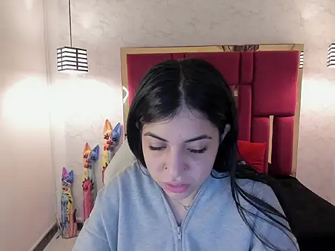 Snapshot of Violet_m chatting on September 2025 11:53:02 AM Violet m online show from September 2025 11:53:02 AM