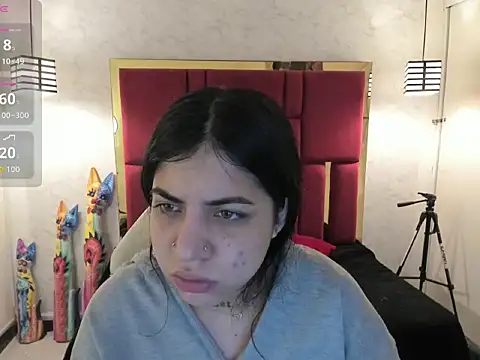 Snapshot of Violet_m chatting on October 2025 11:54:01 AM Violet m online show from October 2025 11:54:01 AM