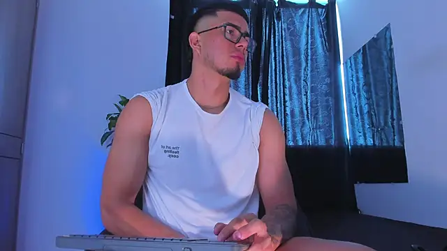 thaddeus king online show from June 2026 02:17:02 PM