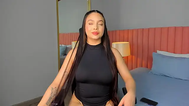 Snapshot of NathRossi chatting on February 2025 11:21:02 PM NathRossi online show from February 2025 11:21:02 PM