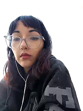 Snapshot of HighLilith chatting on December 2024 04:27:02 PM HighLilith online show from December 2024 04:27:02 PM