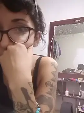 Snapshot of HighLilith chatting on September 2025 04:30:01 PM HighLilith online show from September 2025 04:30:01 PM