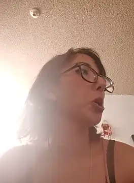 Snapshot of HighLilith chatting on September 2025 04:32:01 PM HighLilith online show from September 2025 04:32:01 PM