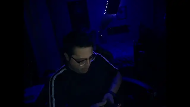 FrankGatsby11 online show from December 2024 04:02:02 AM