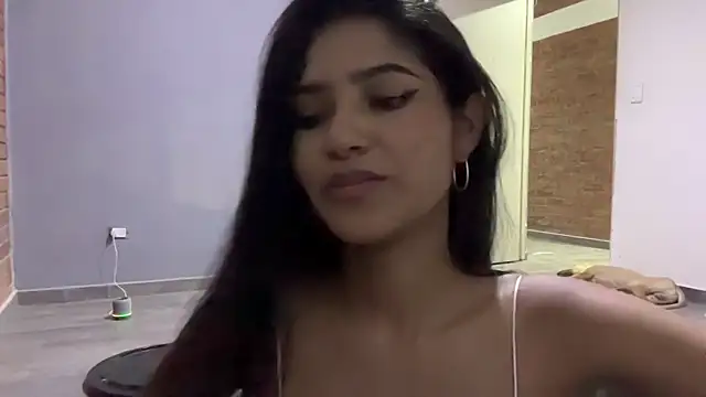 chiarabrielle00 online show from July 2026 01:32:02 AM
