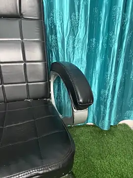 poision51 online show from February 2025 11:59:02 AM