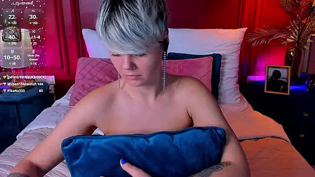 Snapshot of Lady_AliBi chatting on February 2025 07:27:02 PM Lady AliBi online show from February 2025 07:27:02 PM