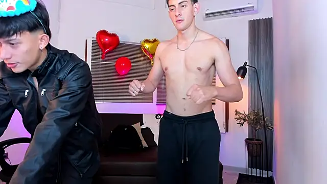 Sexy BoysW online show from June 2026 02:09:02 AM
