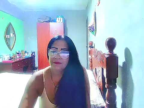 Snapshot of rosi_pamela chatting on December 2024 02:17:01 PM rosi pamela online show from December 2024 02:17:01 PM