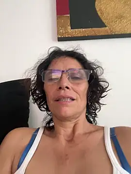 Snapshot of MireyaTorresGu chatting on February 2026 10:43:02 PM MireyaTorresGu online show from February 2026 10:43:02 PM