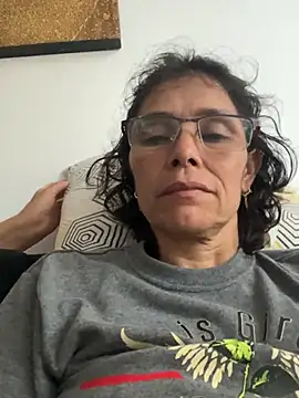 Snapshot of MireyaTorresGu chatting on February 2026 09:45:01 PM MireyaTorresGu online show from February 2026 09:45:01 PM