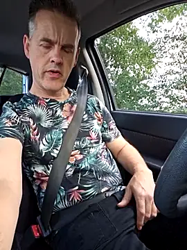 Hectorthyssen1 online show from September 2025 02:50:01 PM